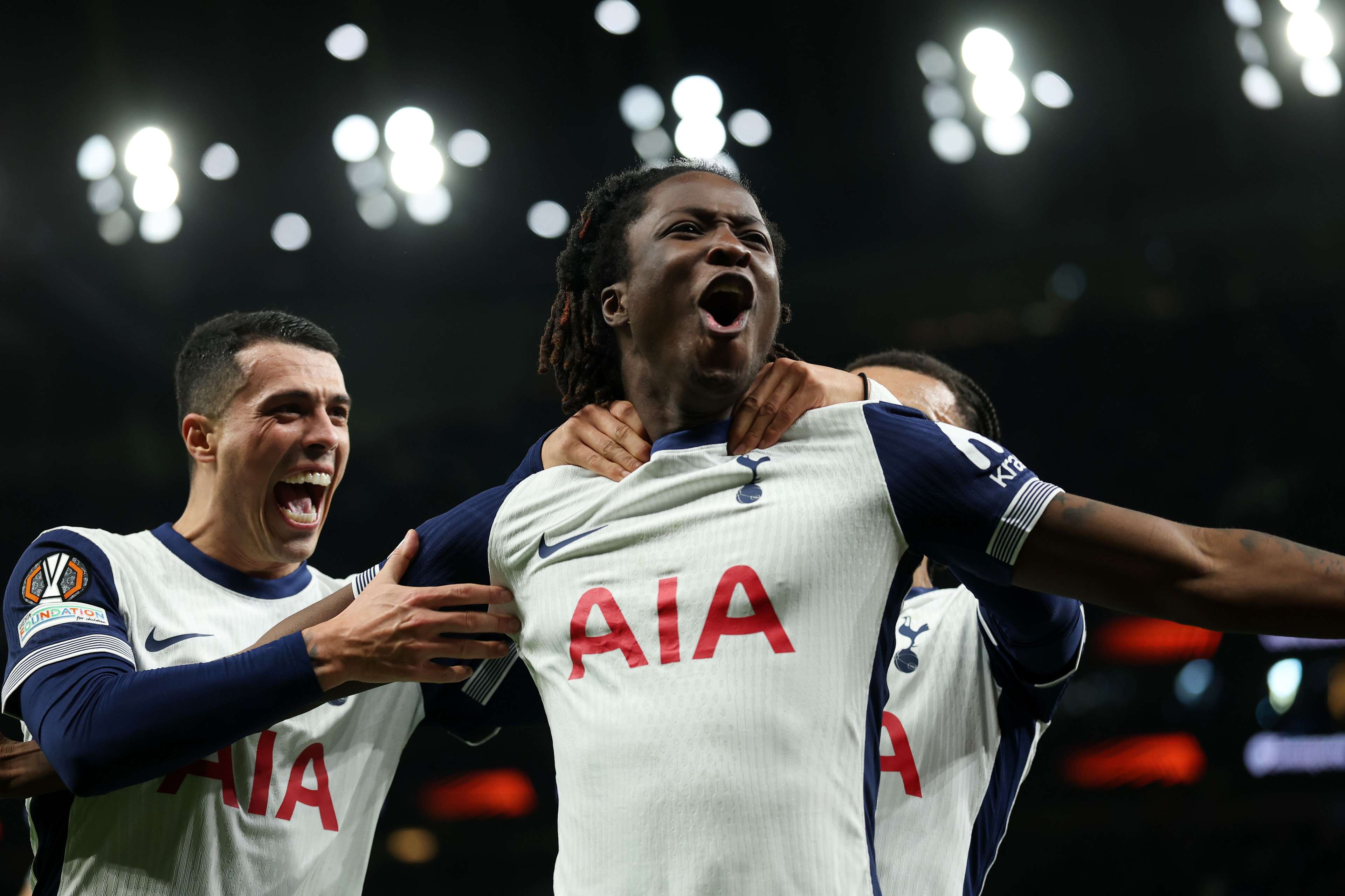 宝山这一青少年体育俱乐部羽毛球青训班开始招生啦!.